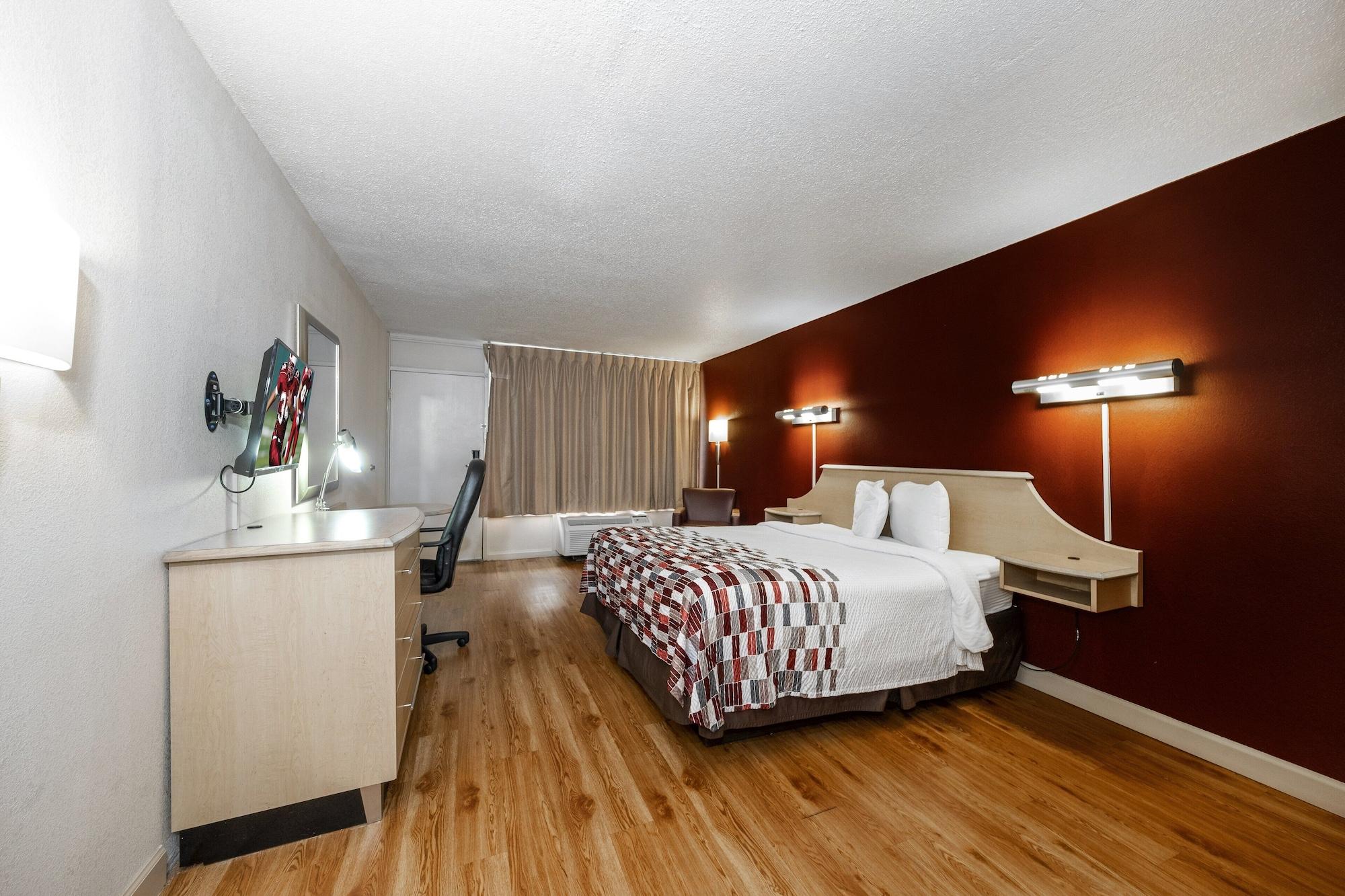 Red Roof Inn & Suites Wytheville Buitenkant foto