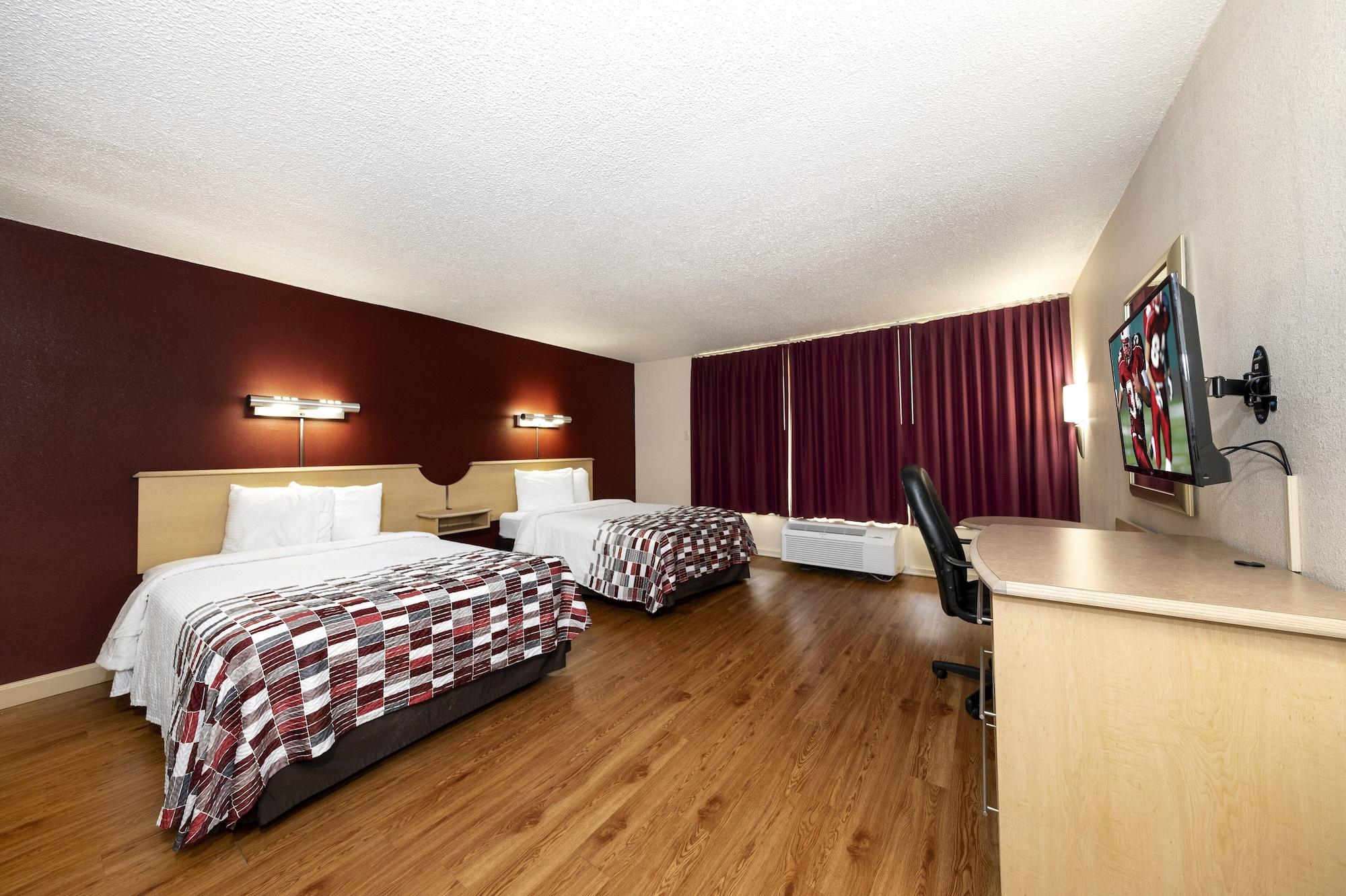 Red Roof Inn & Suites Wytheville Buitenkant foto