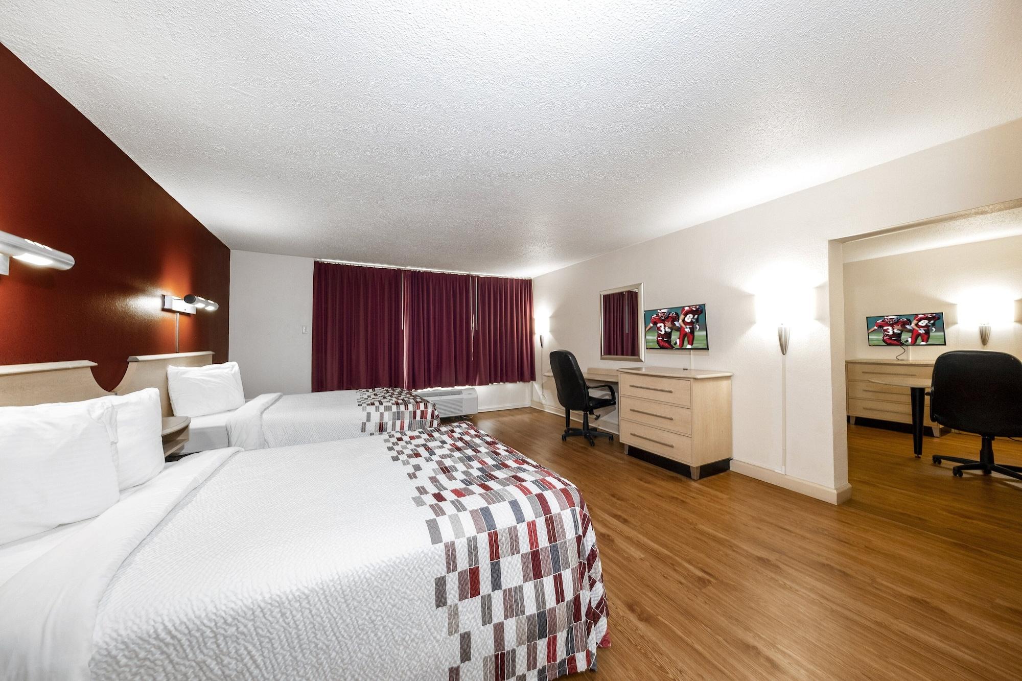 Red Roof Inn & Suites Wytheville Buitenkant foto