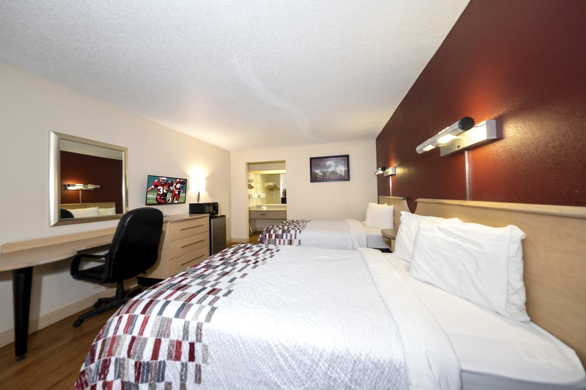 Red Roof Inn & Suites Wytheville Buitenkant foto