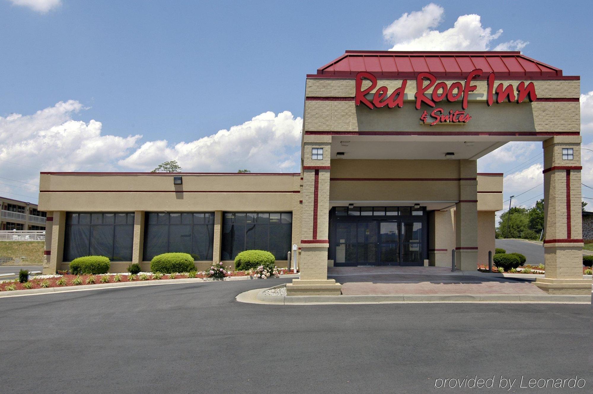 Red Roof Inn & Suites Wytheville Buitenkant foto